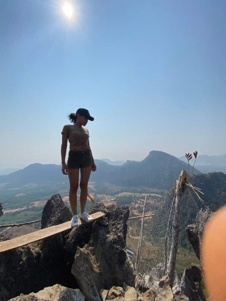 girl pha ngern viewpoint