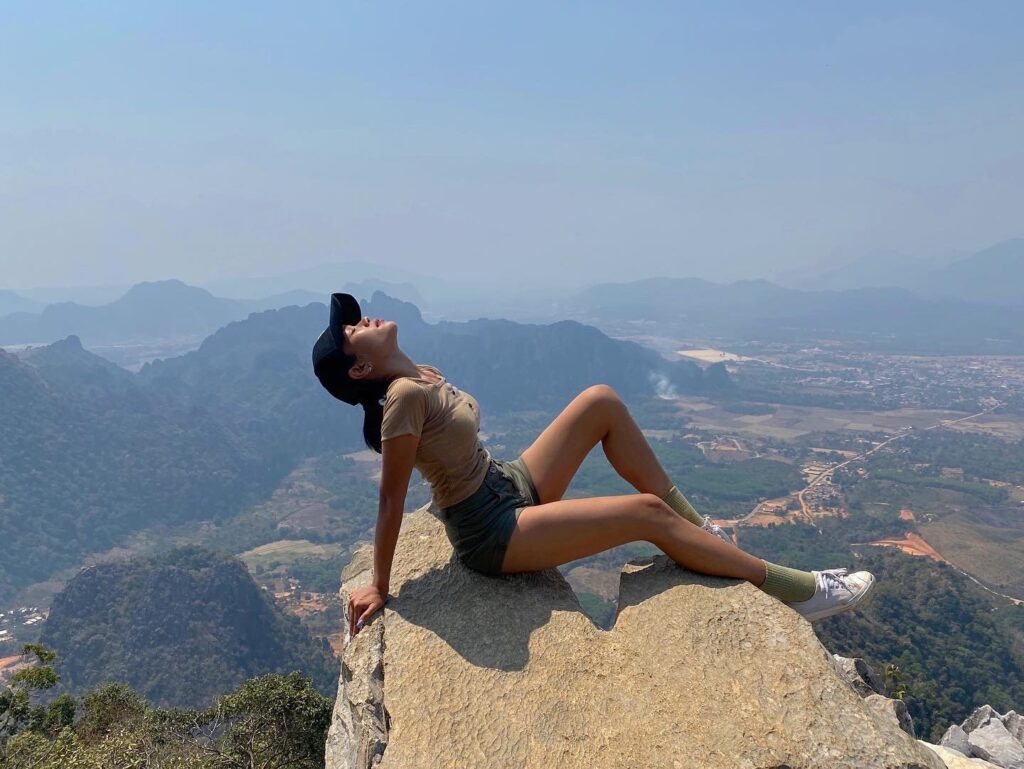 girl pha poak viewpoint