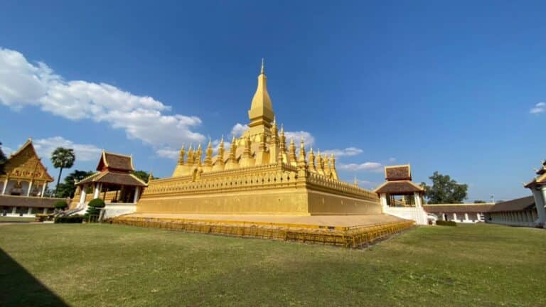 golden stupa vientiane