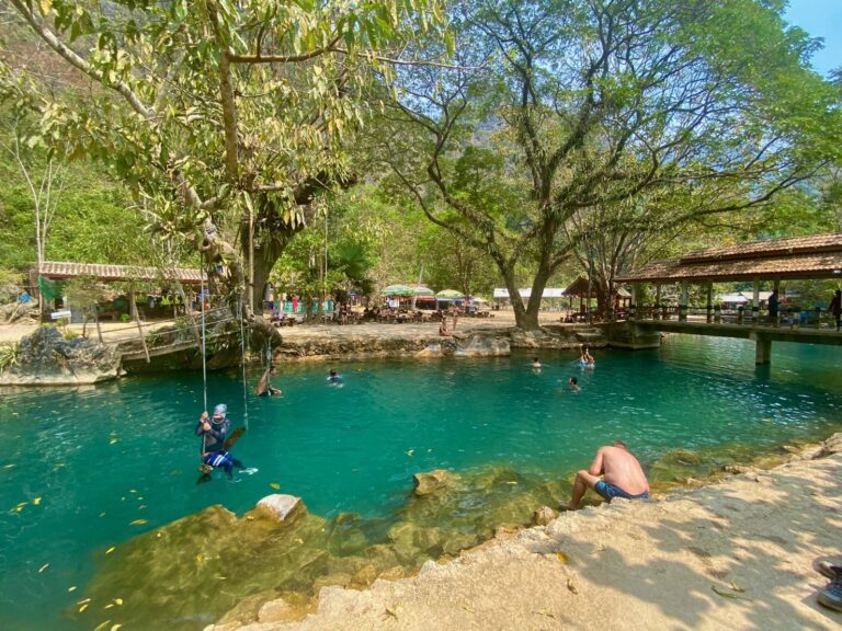 lagoon laos