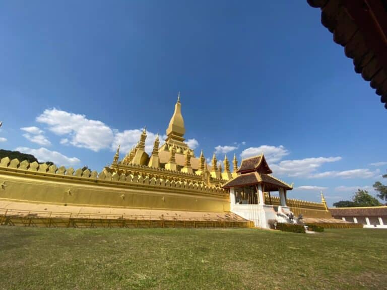pha that luang vientiane